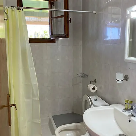 ゲストハウス Pansion Vasso Áyios Nikítas