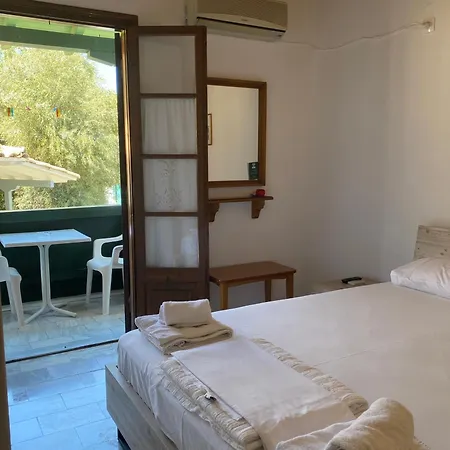 Pansion Vasso Áyios Nikítas